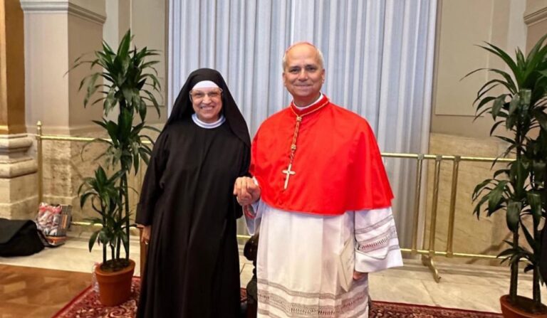 Da Superiore Generale degli Agostiniani, nel 2009 Padre Prevost inaugurò a Rossano il monastero femminile di S. AgostinoSoddisfazione a Corigliano Rossano per l’elezione di Papa Leone XIV