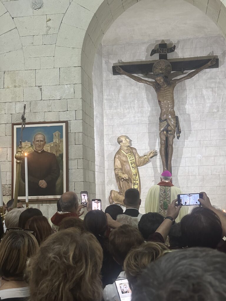 Da domani 21 giugno la novena, il 29 il Premio, il 30 la Concelebrazione presieduta dal vescovo NostroBeato Francesco Mottola, è il tempo della festa liturgica