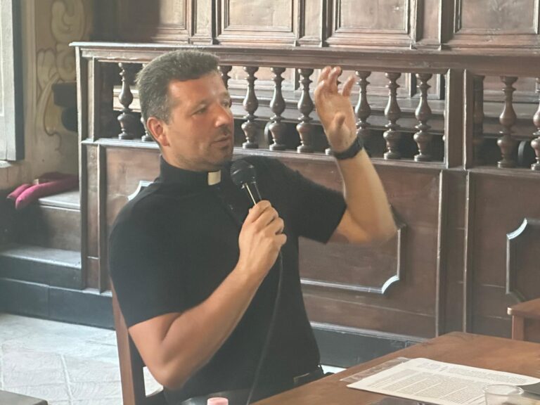 L'intervento del Vicario Generale dell'Esarcato Apostolico per i fedeli cattolici ucraini di rito bizantino residenti in Italia, padre Teodosio Roman Hren OSBM, al convegno promosso dall' "Associazione Alexandra" il 3 luglio 2025 a TropeaLa cattolicità al servizio della pace
