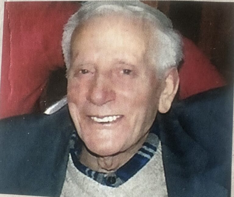 Il 19 ottobre di undici anni fa moriva l'Oblato laico del Sacro Cuore di Gesù, per il quale si chiede l'apertura della causa di beatificazioneGino Scalise, il “sindaco santo” di Scandale dal cuore di poeta certosino