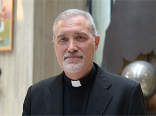 Periodo di riposo per mons. Attilio Nostro, dopo l'impianto di uno stent coronaricoBentornato a casa, Eccellenza!