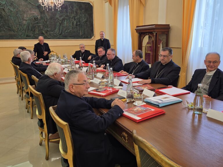 Ricordàti dalla Conferenza Episcopale Calabra, nel corso della sessione invernale che si è svolta a Reggio CalabriaI vescovi Cantisani e Graziani: due magisteri cardine per la Chiesa calabrese