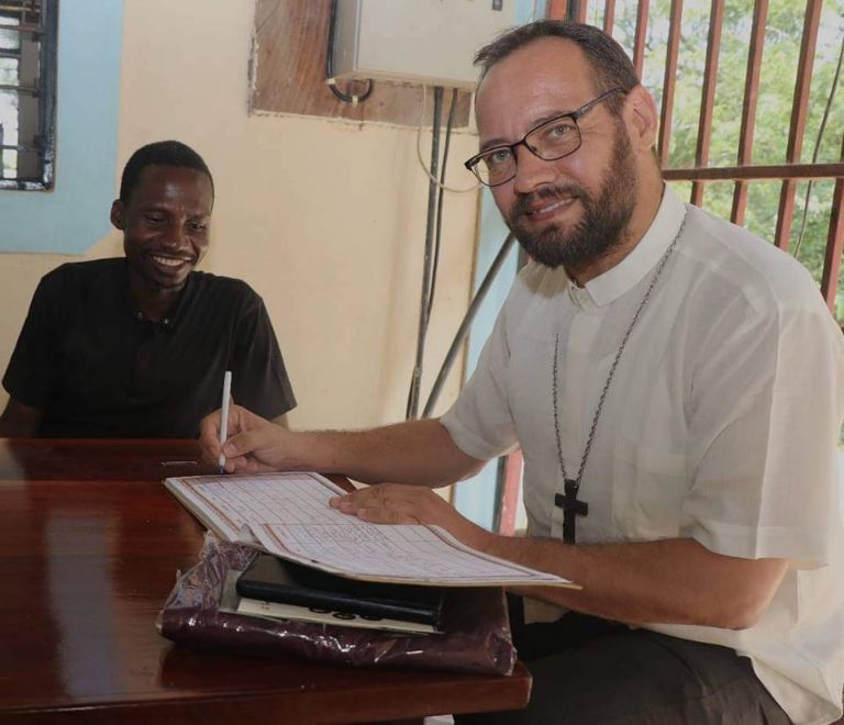 Il messaggio di mons. Christian Carlassare, vescovo di Bentiu“Pasqua nel Sud Sudan alla ricerca della pace”