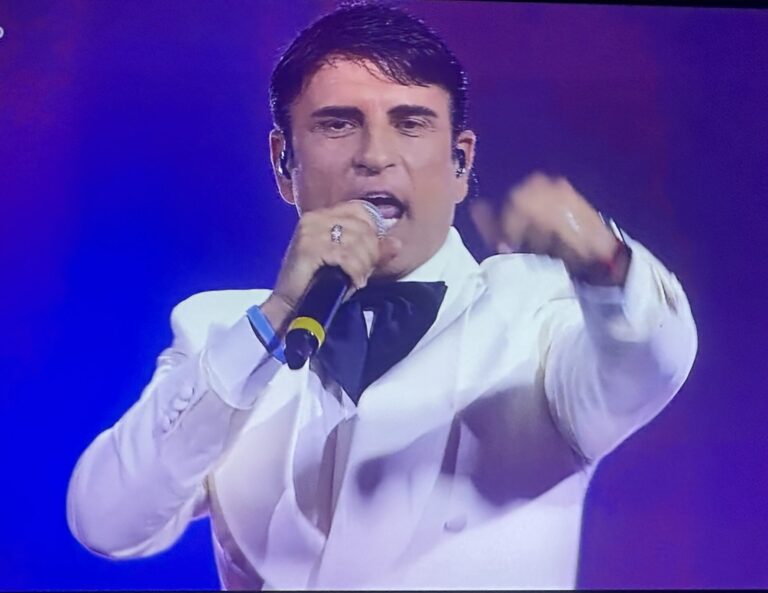 Sal da Vinci ha vinto la 76esima edizione del Festival della canzone italianaL’ineludibile leggerezza dell’essere … Sanremo