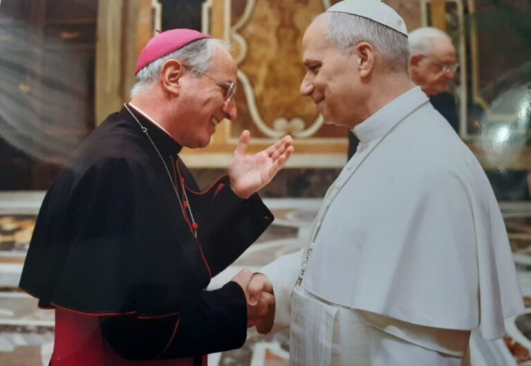 Dalla Chiesa calabrese gli auguri al Santo Padre, per il primo anniversario di Pontificato“Papa Leone XIV, guida sicura e voce limpida che parla al cuore dei credenti”