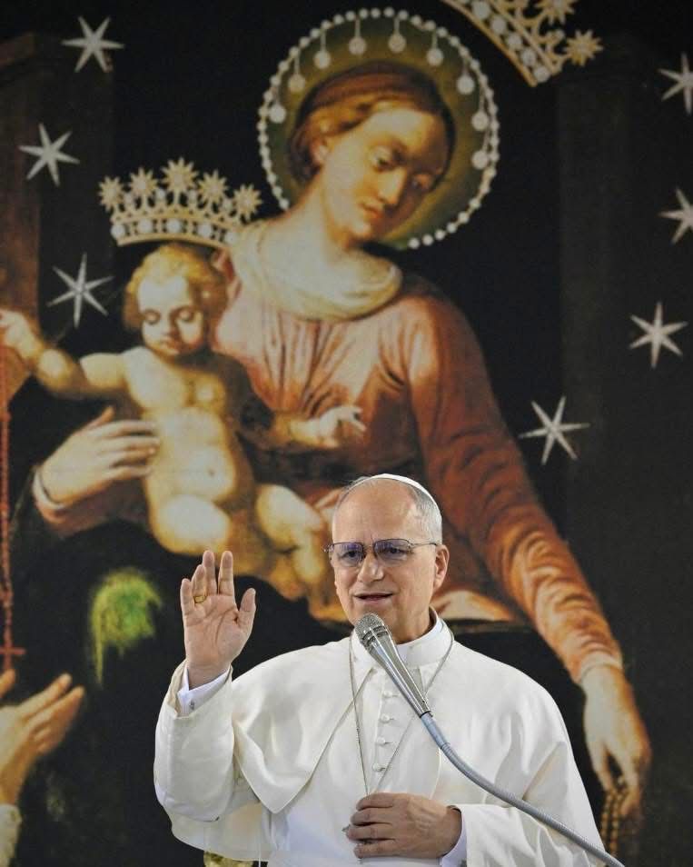 Il Fratello Maggiore dei Sacerdoti Oblati del Sacro Cuore "pellegrino tra pellegrini" in una giornata davvero specialeLeone XIV a Pompei: “Nessuna potenza terrena salverà il mondo, ma solo la potenza divina dell’amore”