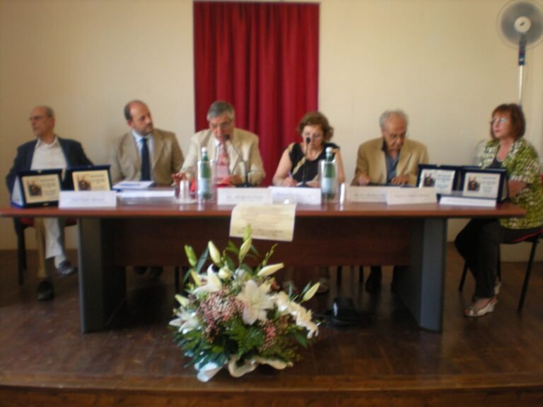 Quest'anno la cerimonia di consegna della 34esima edizione si svolgerà il 28 giugno mattina alla Casa della Carità di Via Abate Sergio, a TropeaIl Premio Don Mottola: un riconoscimento a studiosi ed a testimoni
