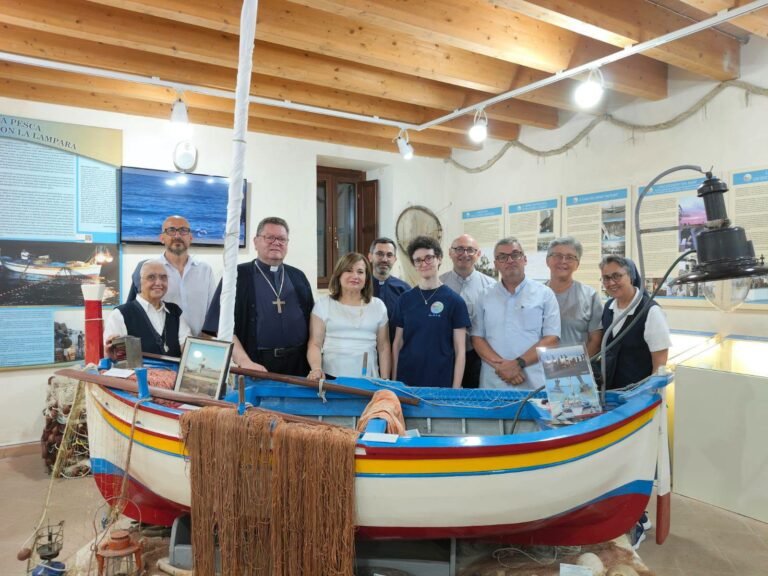 Nel centro dello Ionio cosentino, la prima giornata della "Domenica del Mare 2026" vissuta in CalabriaLa comunità, il museo, la festa: il racconto corale di Cariati, un paese proteso sul mare